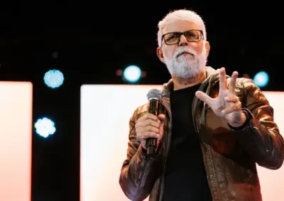 Evento em Maring&aacute; abordar&aacute; fases da vida com reflex&atilde;o e bom humor