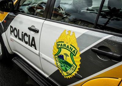 Propriet&aacute;rio percebeu o furto ao retornar ao carro, que estava estacionado em frente a um com&eacute;rcio de sucatas.