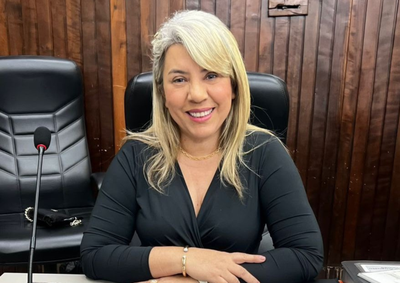 Professora Ivany Azevedo questiona modelo atual de marca&ccedil;&atilde;o de consultas e pede informa&ccedil;&otilde;es sobre ado&ccedil;&atilde;o de sistema online para reduzir filas.