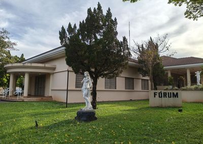 Dois r&eacute;us respondem por homic&iacute;dio qualificado; julgamento ser&aacute; realizado no F&oacute;rum de Nova Esperan&ccedil;a.