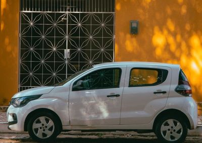 Motoristas devem comunicar seguradora sobre propaganda eleitoral e mudan&ccedil;as no uso do ve&iacute;culo para evitar problemas na hora de pedir indeniza&ccedil;&atilde;o.