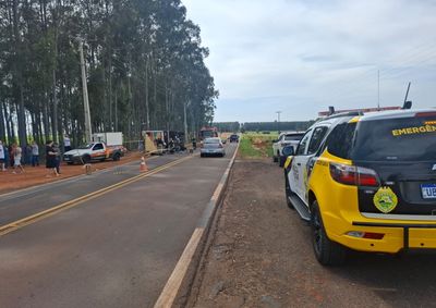 Acidente ocorreu entre Flora&iacute; e Presidente Castelo Branco; condutor foi encaminhado ao pronto-socorro de Nova Esperan&ccedil;a.