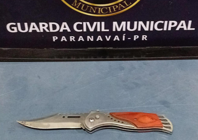 Suspeito tentou fugir ao perceber a presen&ccedil;a da Guarda Civil Municipal, mas foi alcan&ccedil;ado pelos agentes.
