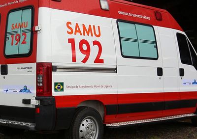 Colis&atilde;o com um autom&oacute;vel ocorreu no trevo da Piracema; v&iacute;tima foi encaminhada &agrave; Santa Casa.