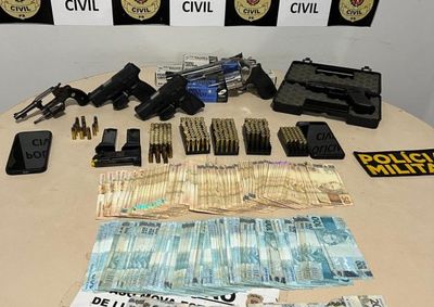 Doze mandados foram cumpridos durante a a&ccedil;&atilde;o conjunta, que mobilizou aproximadamente 52 policiais e terminou com quatro pris&otilde;es.