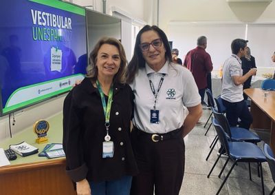 A diretora do Portal da Cidade Paranava&iacute;, Cl&aacute;udia Ragazzi, visitou o campus da Unespar e conheceu parte da estrutura da universidade no munic&iacute;pio.