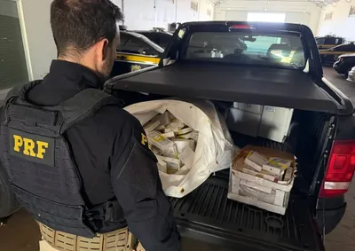 Aparelhos estavam escondidos em caixas na ca&ccedil;amba de uma caminhonete e seriam levados para o estado de S&atilde;o Paulo.