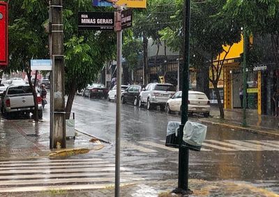
Avan&ccedil;o de massa de ar frio interrompe o calor recente e traz tempo inst&aacute;vel com possibilidade de pancadas de chuva ao longo do dia.