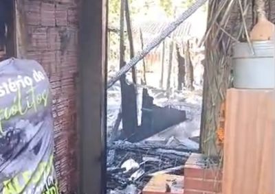 Moradores de Tamboara e regi&atilde;o se unem para arrecadar dinheiro, alimentos, roupas e materiais de constru&ccedil;&atilde;o para ajudar fam&iacute;lia a recome&ccedil;ar.