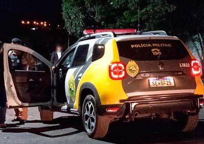 Em consulta ao sistema, os policiais constataram que havia contra ele um mandado de pris&atilde;o em aberto pelo crime de furto.