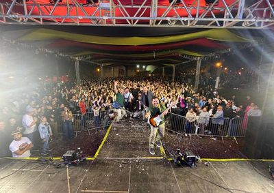 Tr&ecirc;s dias de m&uacute;sica, gastronomia e muita anima&ccedil;&atilde;o marcaram a festa, encerrada no domingo (6) com show da Banda Heran&ccedil;a