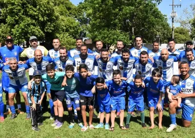 S&oacute; Velhinhos de Paranava&iacute; conquista o 4&ordm; t&iacute;tulo da Copa Sr. Dito 40+, com goleada por 3 a 0 na final contra o Amigos Veterano Tamboara.