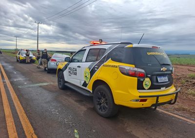 Colis&atilde;o transversal aconteceu na tarde de sexta-feira (23); v&iacute;timas foram socorridas pelo Samu e pelo servi&ccedil;o aerom&eacute;dico e encaminhadas a hospitais.