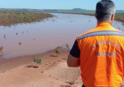 Ac&uacute;mulo de &aacute;gua nas estruturas pode provocar eros&otilde;es e danificar estradas e acessos a vilas se as chuvas voltarem.

