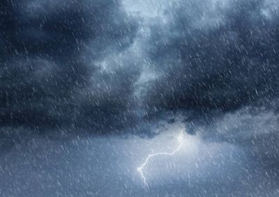 Previs&atilde;o do Simepar indica avan&ccedil;o de uma linha de instabilidade pelo Noroeste do Paran&aacute; entre o fim deste s&aacute;bado e a madrugada de domingo.