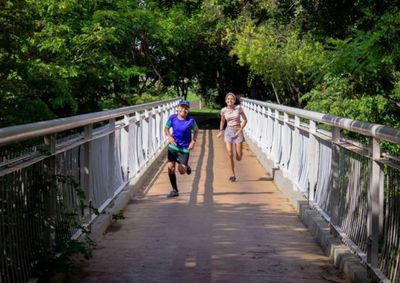 Evento ter&aacute; corrida de 3 km e 6 km, caminhada e prova infantil, com largada na pista de atletismo do Col&eacute;gio Estadual.