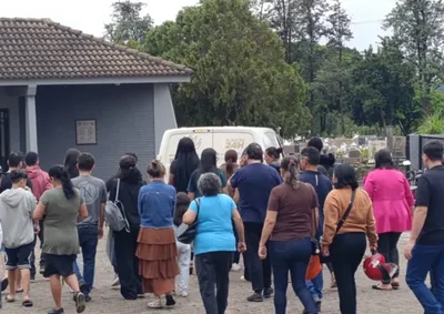 Jovens de 18 anos foram encontradas em &aacute;rea rural de Para&iacute;so do Norte; m&atilde;es relatam que elas foram mortas a tiros.