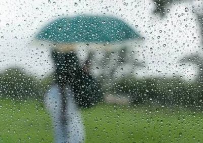 Em Paranava&iacute;, a chuva e os ventos fortes exigem aten&ccedil;&atilde;o da popula&ccedil;&atilde;o ao longo da manh&atilde; desta ter&ccedil;a-feira.