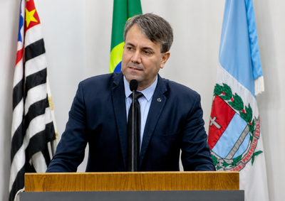 Proposta de autoria de J&uacute;lio Caetano estabelece diretrizes pedag&oacute;gicas e ambientais para aproximar estudantes da agricultura urbana