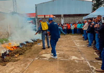 Capacita&ccedil;&atilde;o em Ara&ccedil;atuba prepara agentes com atividades te&oacute;ricas e pr&aacute;ticas al&eacute;m da entrega de kits de combate a inc&ecirc;ndios na regi&atilde;o