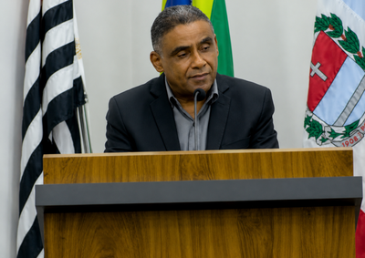 Requerimento aprovado na C&acirc;mara questiona oferta do imunizante e a&ccedil;&otilde;es de busca ativa na rede municipal de sa&uacute;de de Pen&aacute;polis