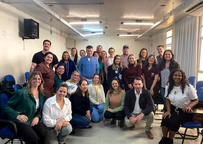 Encontro promovido pela Dire&ccedil;&atilde;o Regional de Sa&uacute;de orienta equipes municipais sobre suporte multiprofissional e atendimento domiciliar