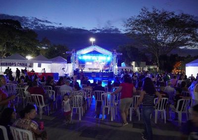 Evento de 14 a 16 de agosto re&uacute;ne atra&ccedil;&atilde;o musical, show de pr&ecirc;mios e pra&ccedil;a de alimenta&ccedil;&atilde;o beneficente gerida por entidades sociais do munic&iacute;pio