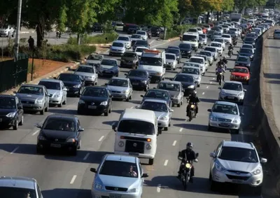 Servi&ccedil;o online no portal do Detran-SP &eacute; caminho para regularizar o ve&iacute;culo; documento &eacute; atualiza&ccedil;&atilde;o ap&oacute;s quita&ccedil;&atilde;o dos d&eacute;bitos