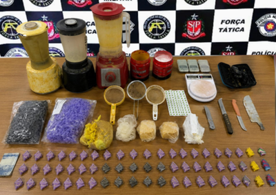 A&ccedil;&atilde;o nesta sexta-feira (7) apreendeu coca&iacute;na, maconha, pasta base e balan&ccedil;as de precis&atilde;o; suspeito permanece &agrave; disposi&ccedil;&atilde;o da Justi&ccedil;a