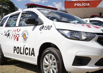 V&iacute;tima relatou que o companheiro invadiu a resid&ecirc;ncia para agredi-la e ambos chegaram a se apoderar de facas durante o conflito