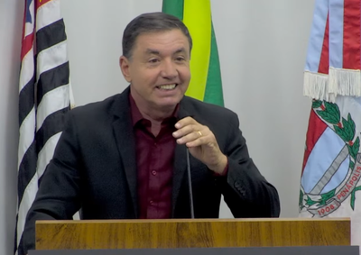 Antes da vota&ccedil;&atilde;o do projeto da Emurpe, vereador de Pen&aacute;polis afirmou na tribuna que &agrave;s vezes falta respeito e falta empatia