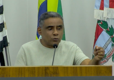 Vereador destacou que a receita anual do munic&iacute;pio saltou de R$ 119 milh&otilde;es em 2013 para R$ 387 milh&otilde;es em 2025