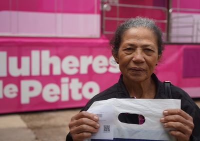 Unidade do programa Mulheres de Peito distribui 50 senhas por dia na Universidade Aberta da Melhor Idade