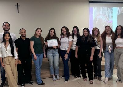 Programa&ccedil;&atilde;o uniu teoria e pr&aacute;tica com t&eacute;cnicas aplicadas em pequenos e grandes animais para acad&ecirc;micos de Medicina Veterin&aacute;ria