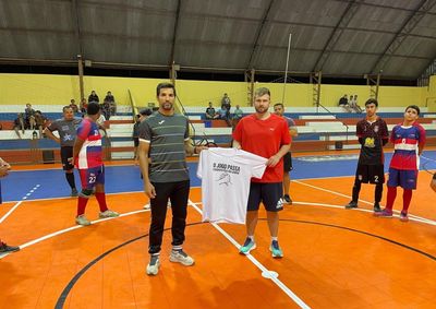 Equipes da SMELJ Pen&aacute;polis e Crian&ccedil;as D'Oro enfrentaram o Birigui Futsal no Gin&aacute;sio Nagib Sabino na &uacute;ltima ter&ccedil;a-feira