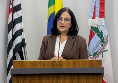 Vereadora tamb&eacute;m quer saber se o munic&iacute;pio tem canil, gatil ou centro de acolhimento em funcionamento