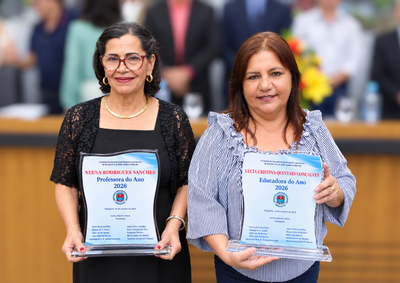 Neusa Rodrigues Sanches e L&uacute;cia Cristina Quintaes Gon&ccedil;alves foram homenageadas na sess&atilde;o de ter&ccedil;a-feira, dia 13
