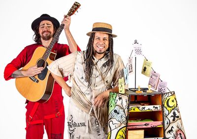 Programa&ccedil;&atilde;o gratuita de segunda-feira tem oficina de pipas, feira de troca de livros e brinquedos e interven&ccedil;&atilde;o teatral