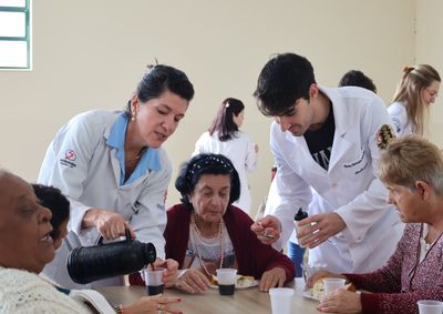 Pedido partiu de uma moradora da institui&ccedil;&atilde;o, que &eacute; atendida h&aacute; seis anos por acad&ecirc;micos de Medicina durante o est&aacute;gio