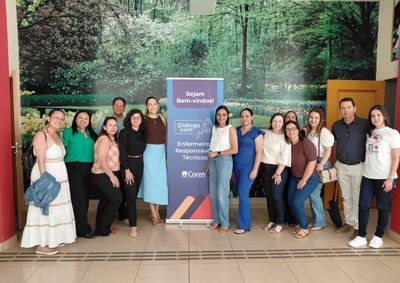 Evento em Ara&ccedil;atuba reuniu lideran&ccedil;as da enfermagem da regi&atilde;o e discutiu legisla&ccedil;&atilde;o, &eacute;tica e responsabilidade t&eacute;cnica