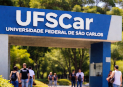Ex-aluna da Escola Aldo Angelini garante aprova&ccedil;&atilde;o em universidade federal.