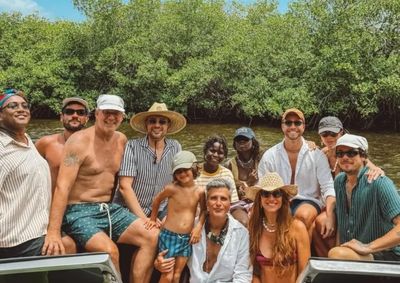 Bruno Gagliasso e fam&iacute;lia registram momentos de lazer e contato com a natureza em Cara&iacute;va