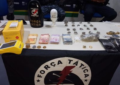 V&aacute;rios suspeitos foram presos e armas de fogo, muni&ccedil;&otilde;es e entorpecentes apreendidos
