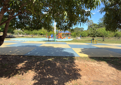 Espa&ccedil;o recebeu nova ponte para pedestres e manuten&ccedil;&atilde;o da pista de skate
