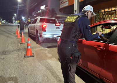 A&ccedil;&otilde;es ocorreram em seis munic&iacute;pios e tamb&eacute;m identificaram 40 motoristas sem habilita&ccedil;&atilde;o