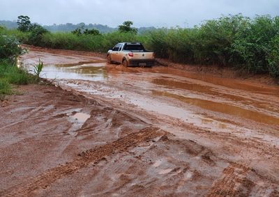 Moradores cobram asfaltamento da RO-005 e solu&ccedil;&atilde;o para ponte sobre o Jacu da Vala