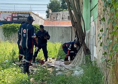 V&iacute;tima ainda n&atilde;o foi identificada e apresentava diversas marcas de viol&ecirc;ncia pelo corpo