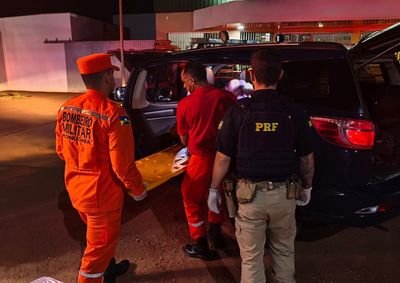 Parto aconteceu a caminho do hospital, ap&oacute;s equipe da PRF acionar os bombeiros para refor&ccedil;ar o atendimento