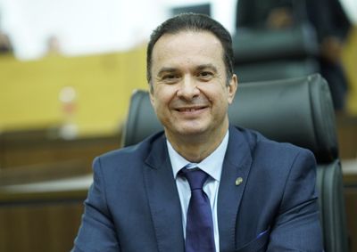 Iniciativas contemplam acesso a tratamentos, prote&ccedil;&atilde;o de estudantes, produ&ccedil;&atilde;o rural e redu&ccedil;&atilde;o de taxas