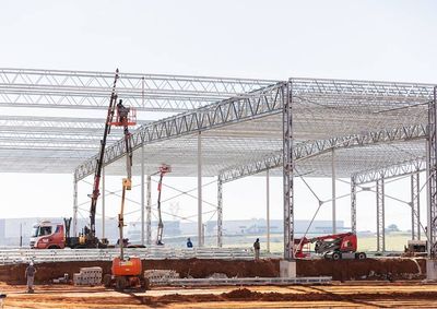Cerca de 4.757 empresas abertas consolidam o munic&iacute;pio como principal polo de empreendedorismo da regi&atilde;o
